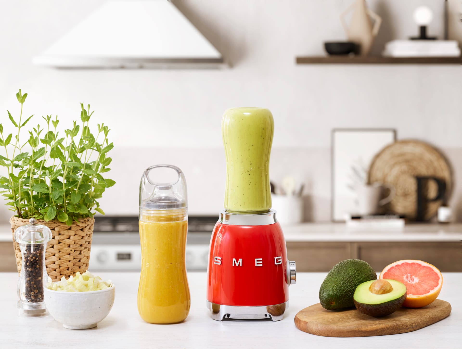 SMEG PBF01RDEU blender rood (afbeelding 2 van 2)