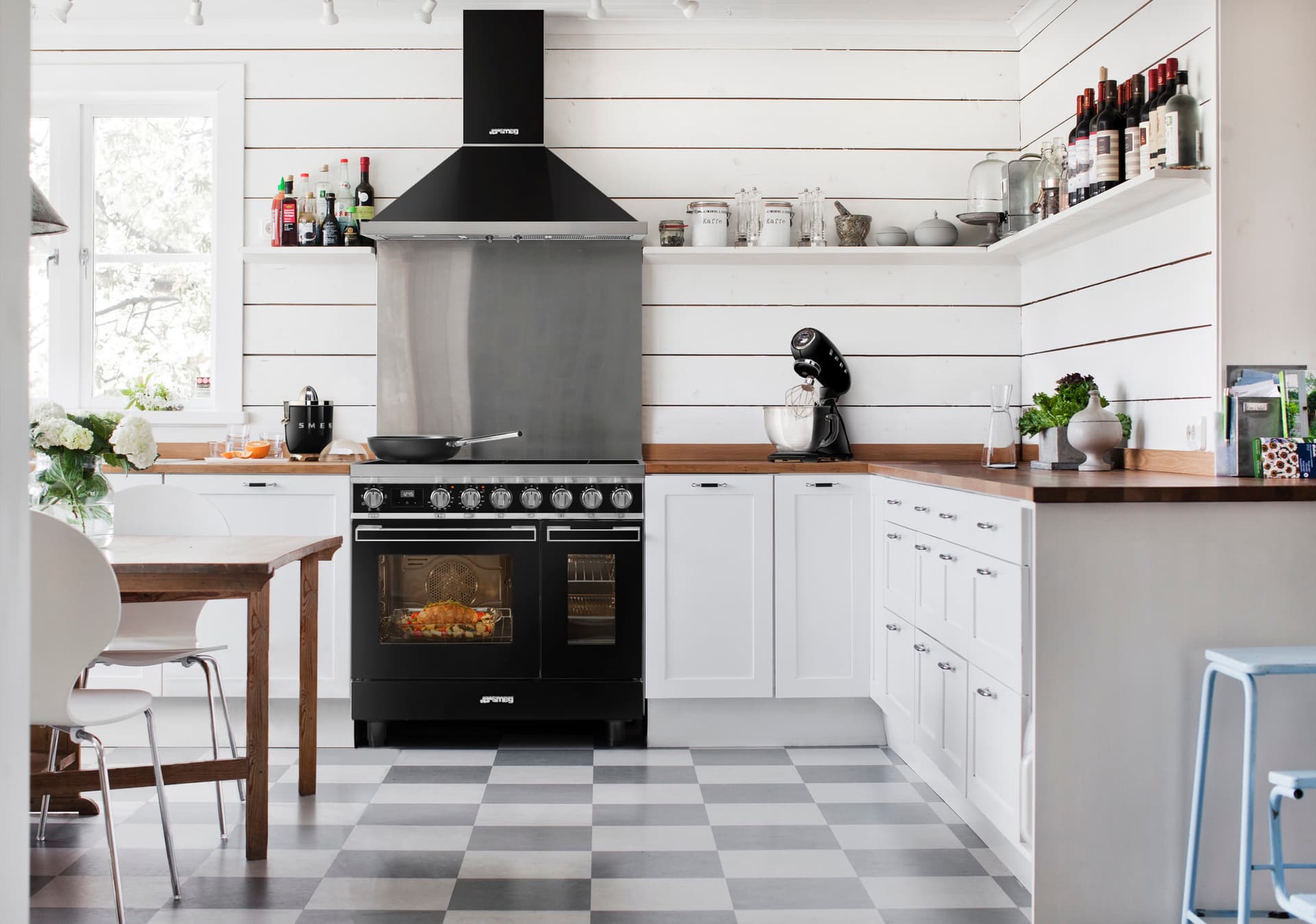 SMEG KPF9BL wand afzuigkap, Zwart (afbeelding 2 van 4)