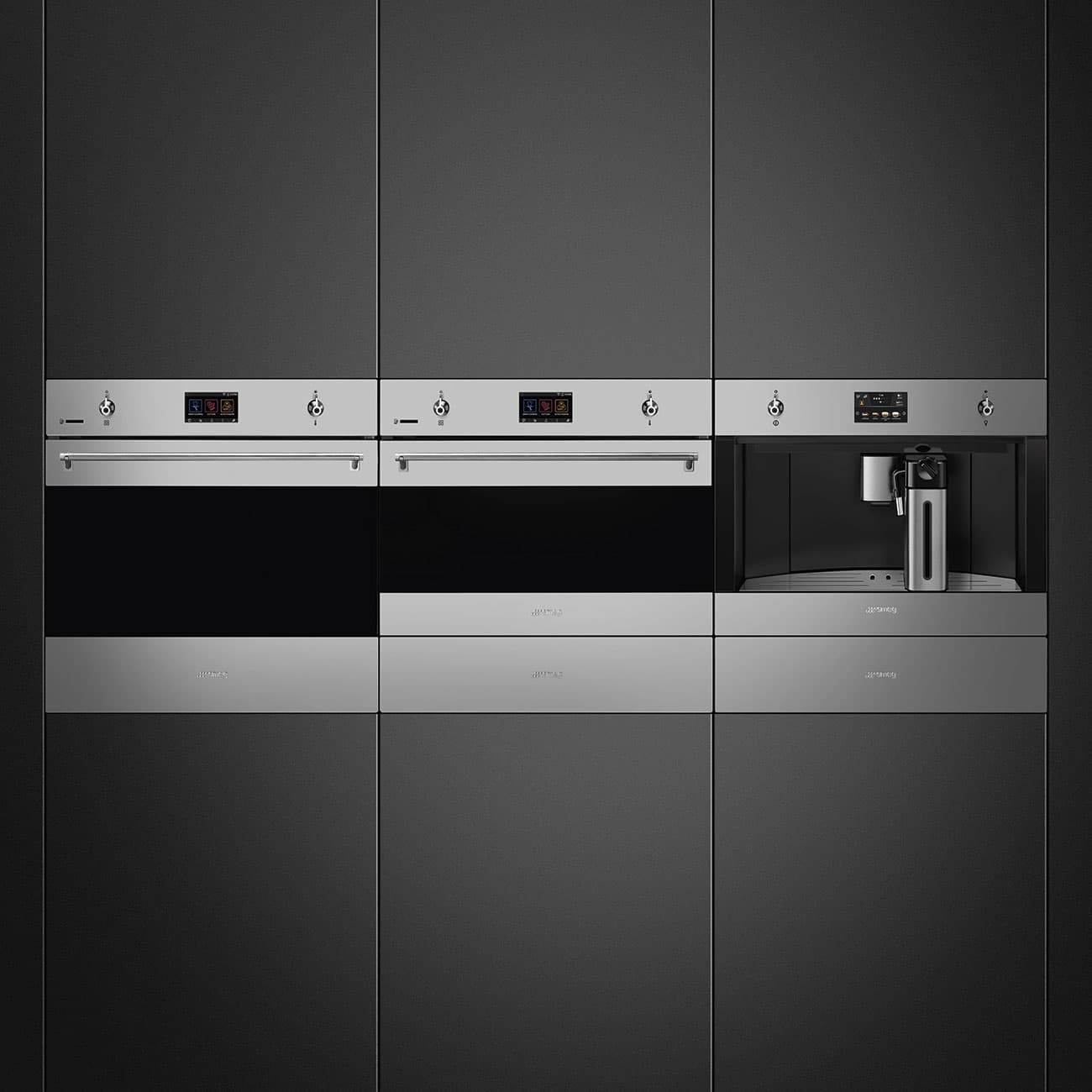 SMEG CMS4303X koffiemachine RVS (afbeelding 2 van 4)
