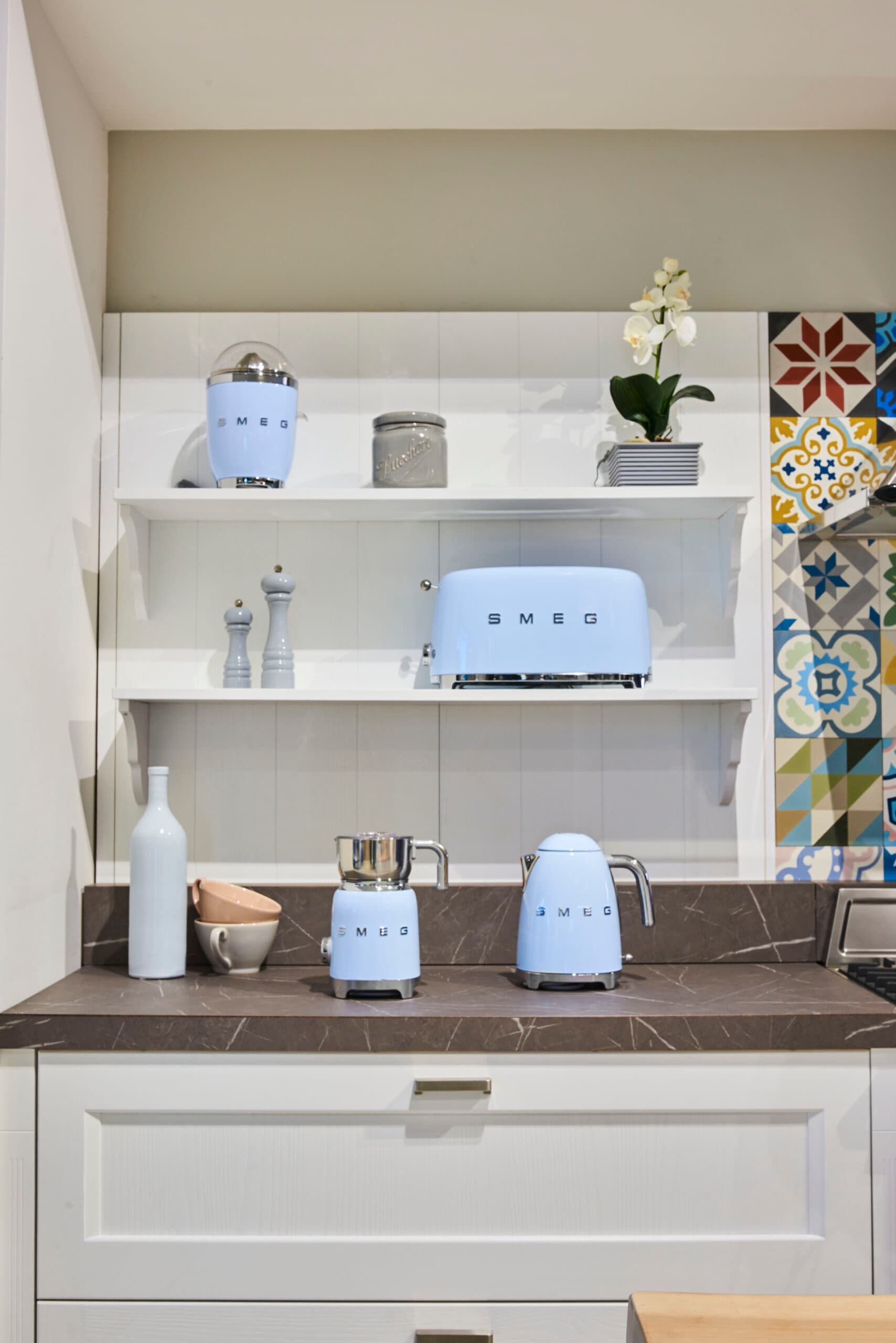 SMEG KLF03PBEU waterkoker pastelblauw (afbeelding 2 van 3)