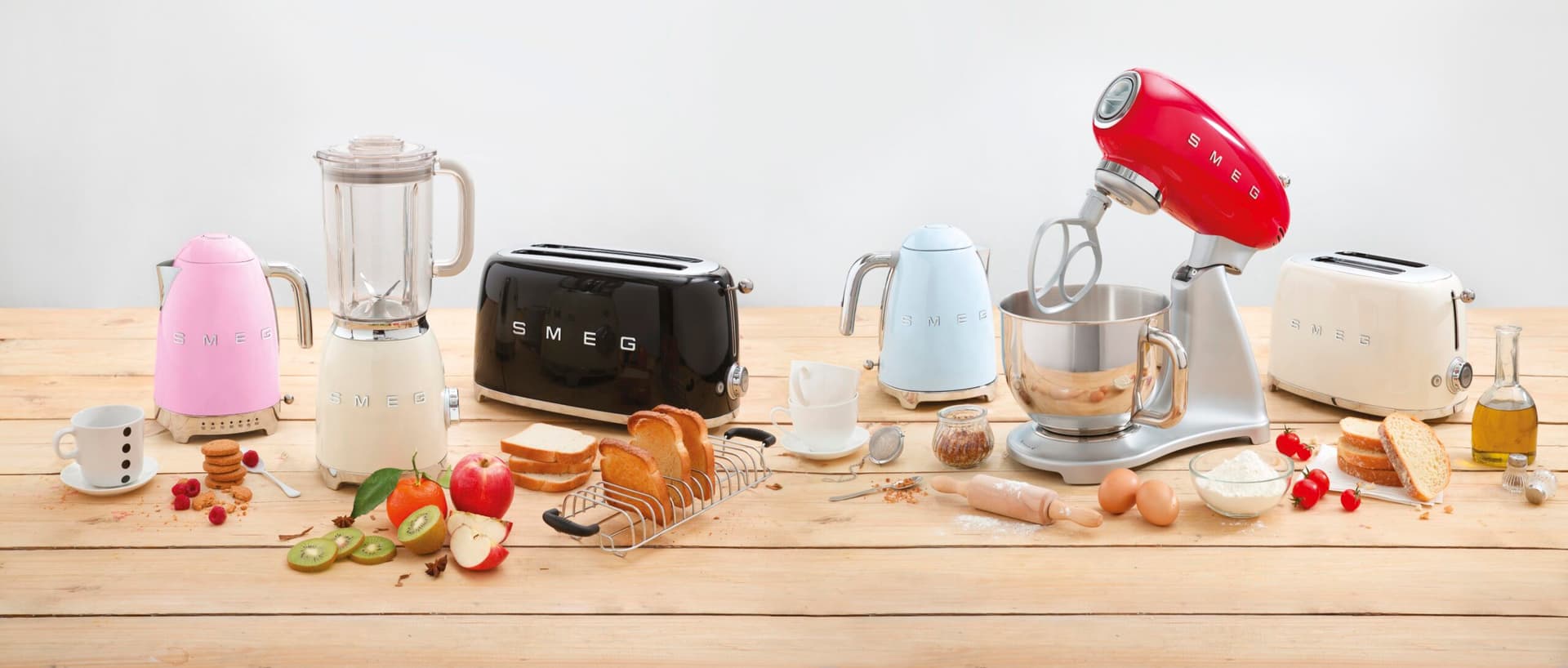 SMEG KLF03PBEU waterkoker pastelblauw (afbeelding 3 van 3)
