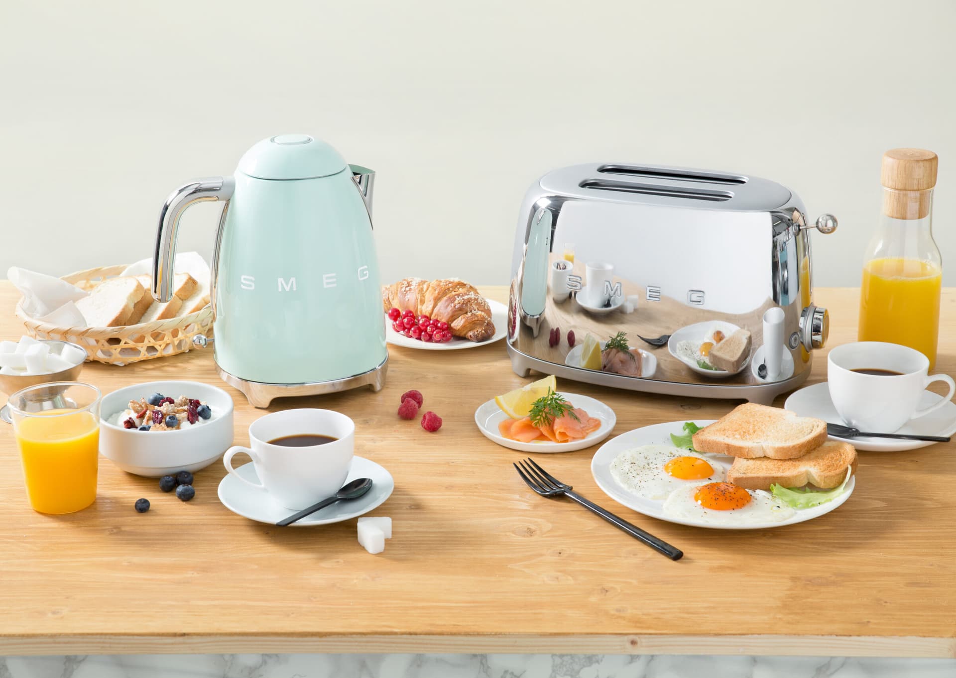 SMEG TSF01SSEU broodrooster Zilver (afbeelding 2 van 2)