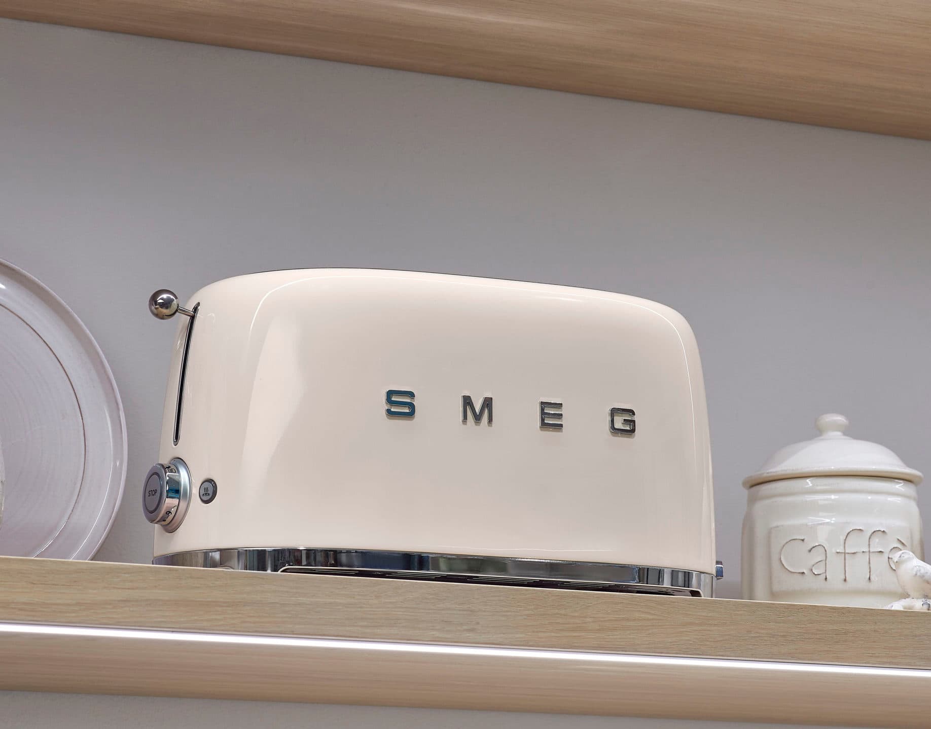 SMEG TSF02CREU broodrooster crème (afbeelding 2 van 2)