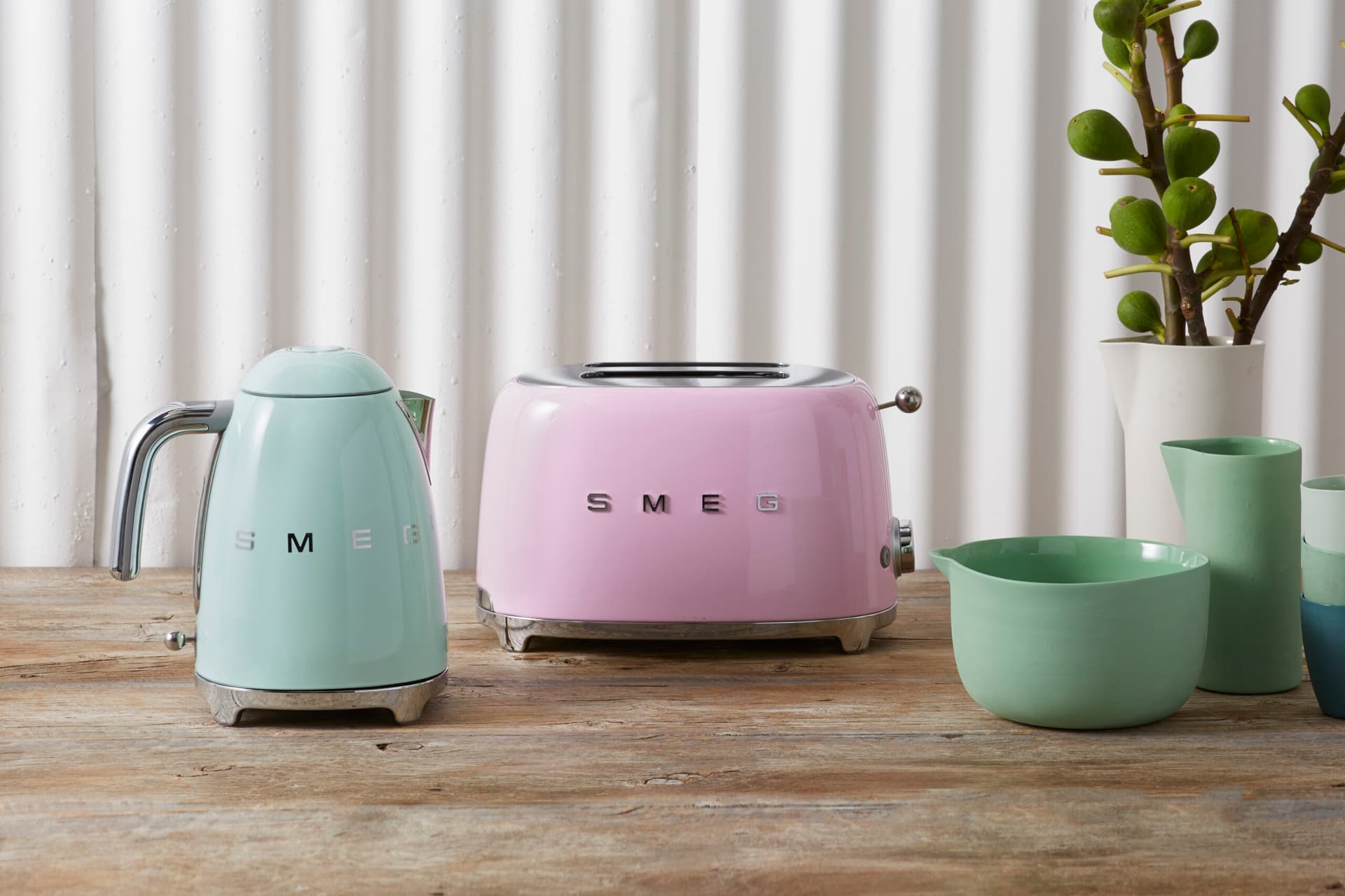 SMEG TSF01PKEU broodrooster roze (afbeelding 2 van 2)