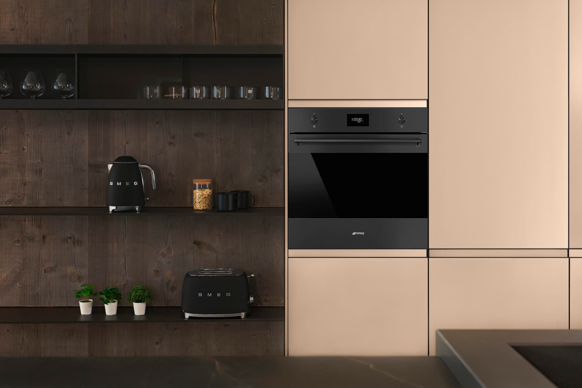 SMEG SO6302M2N combi-magnetron oven, Mat zwart (afbeelding 2 van 5)
