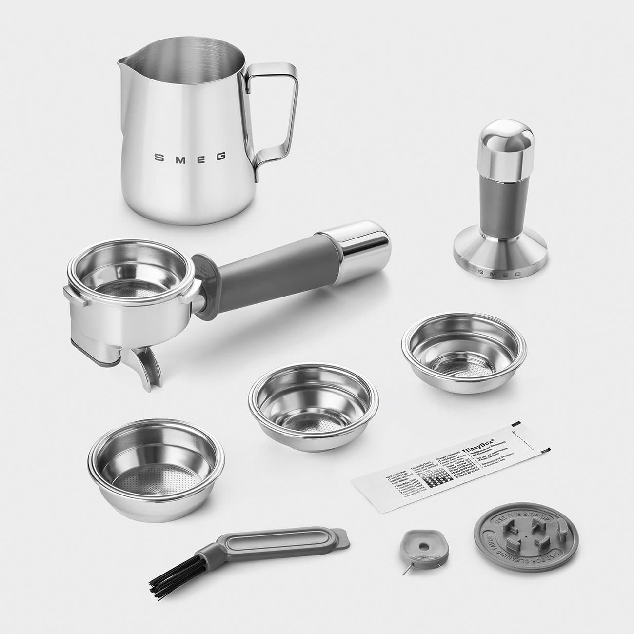SMEG EGF03CREU espressomachine crème (afbeelding 4 van 4)