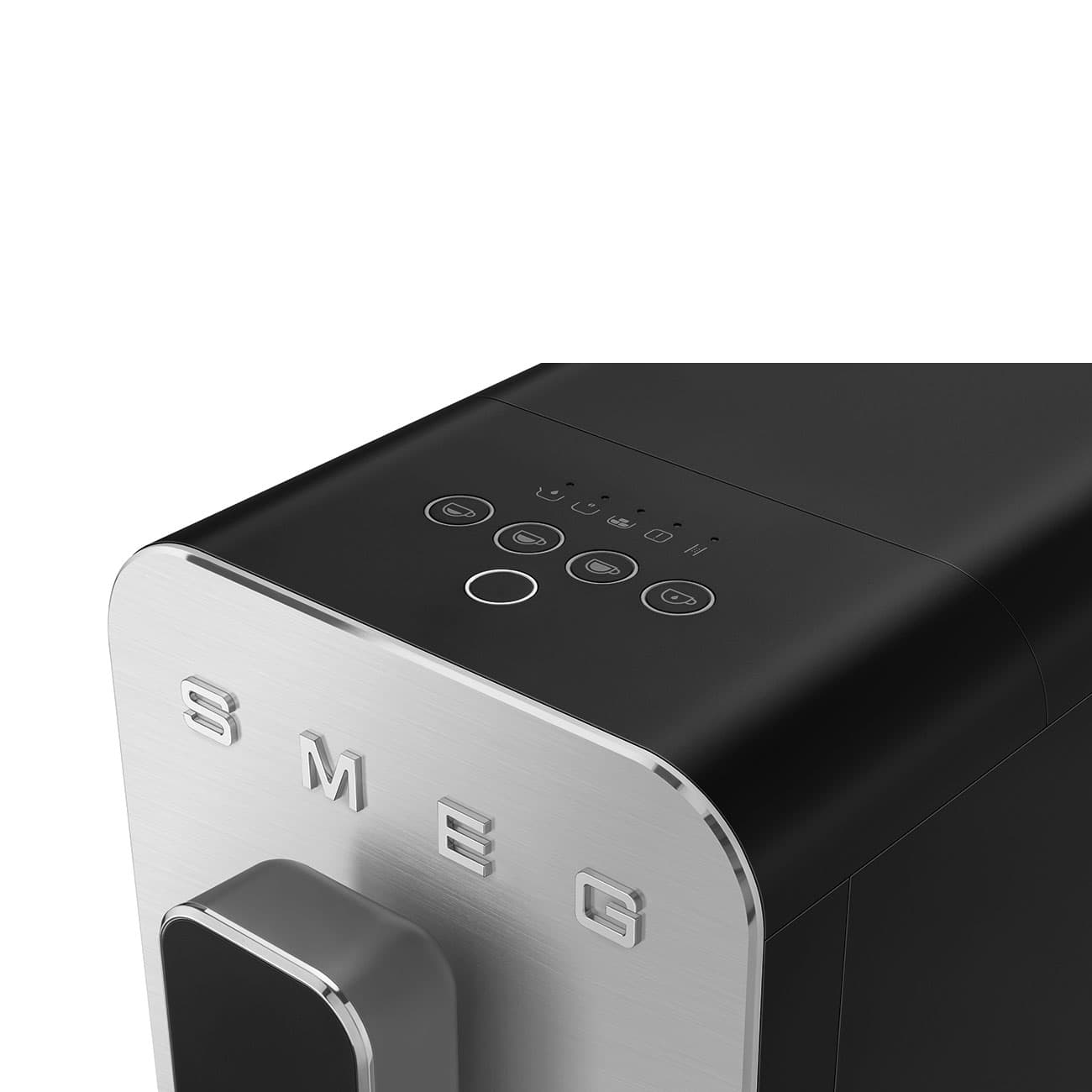 SMEG BCC11BLMEU koffiemachine, Mat zwart (afbeelding 4 van 7)