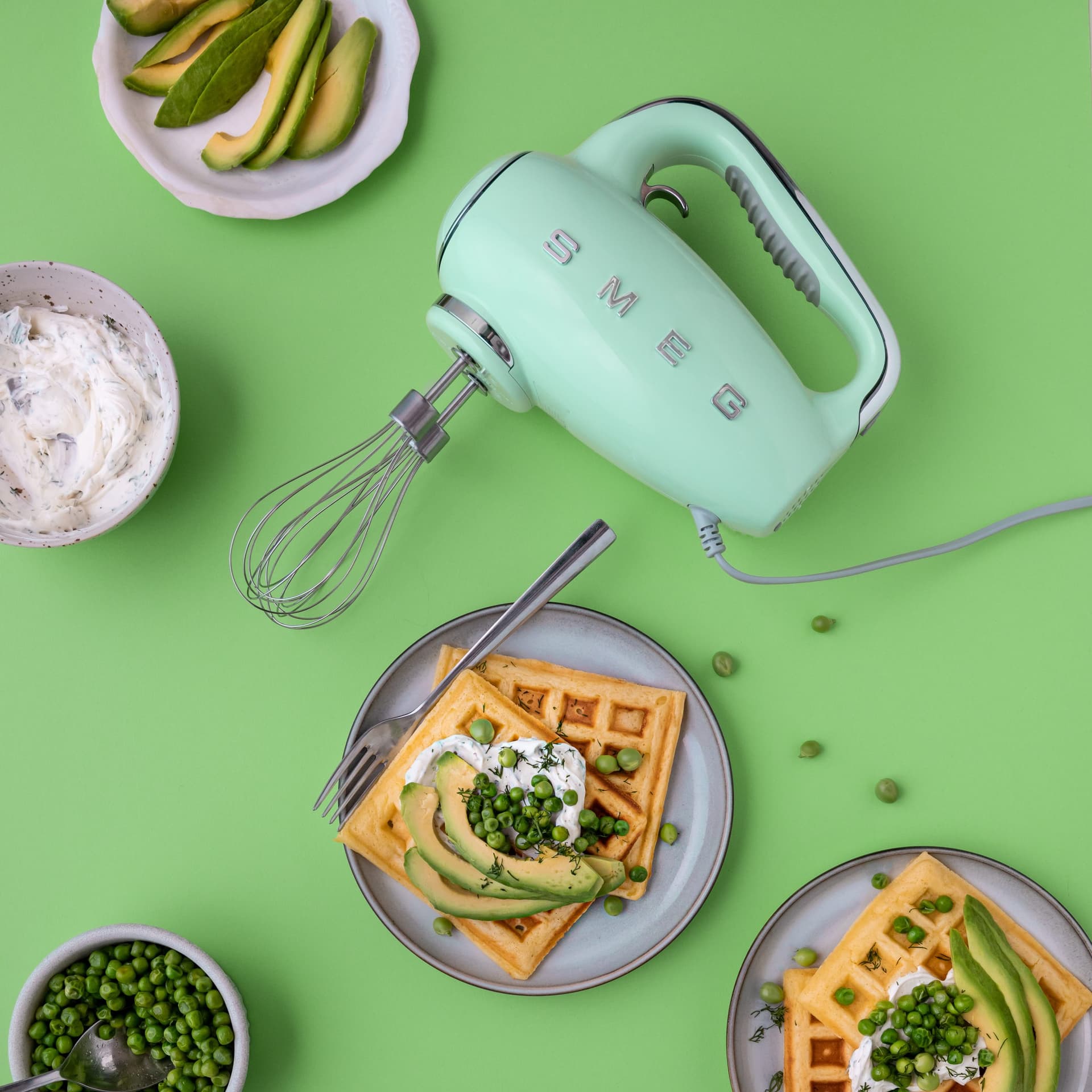SMEG HMF01PGEU handmixer pastelgroen (afbeelding 2 van 2)