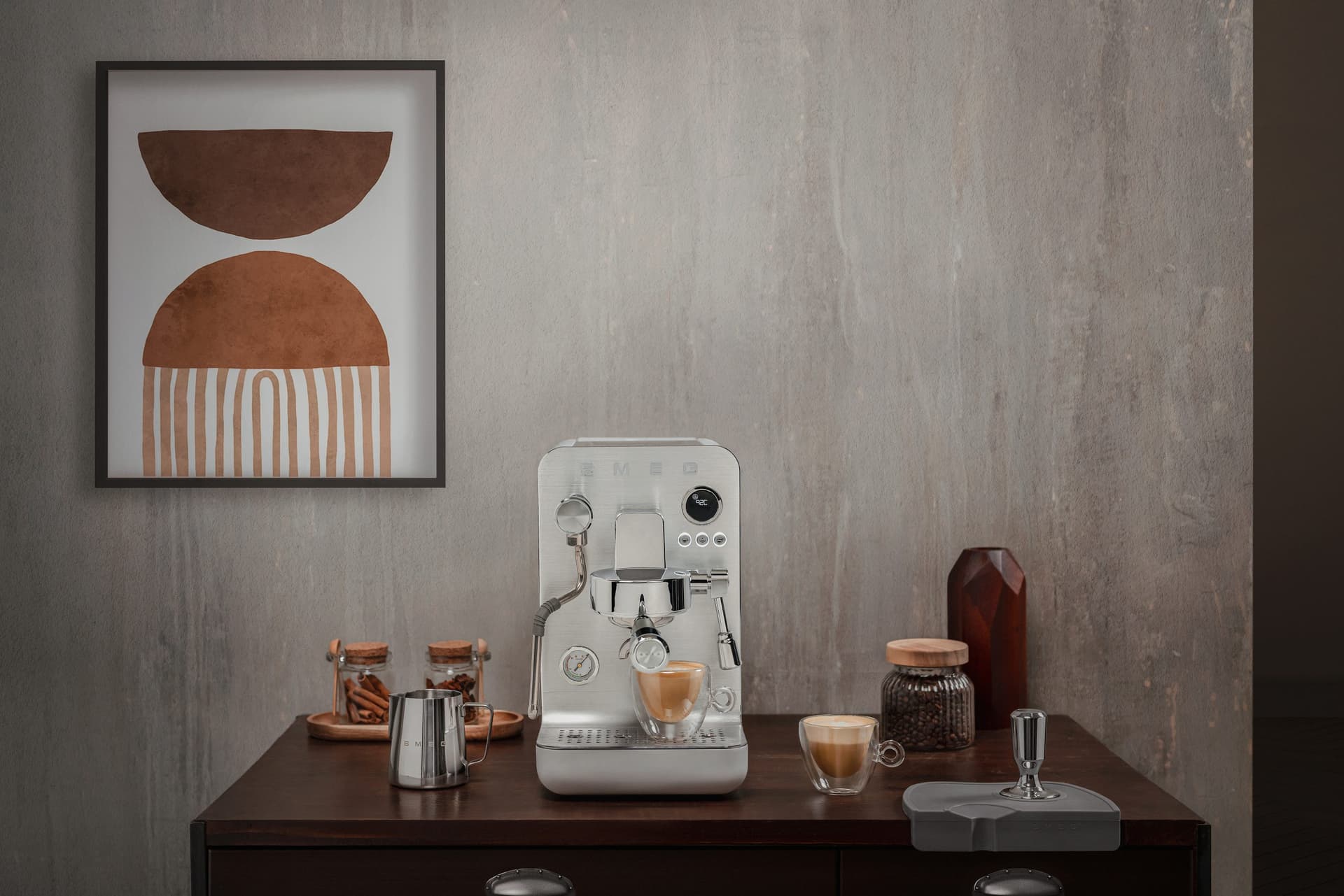 SMEG EMC02WHMEU Handmatige espressomachine mat wit (afbeelding 2 van 2)