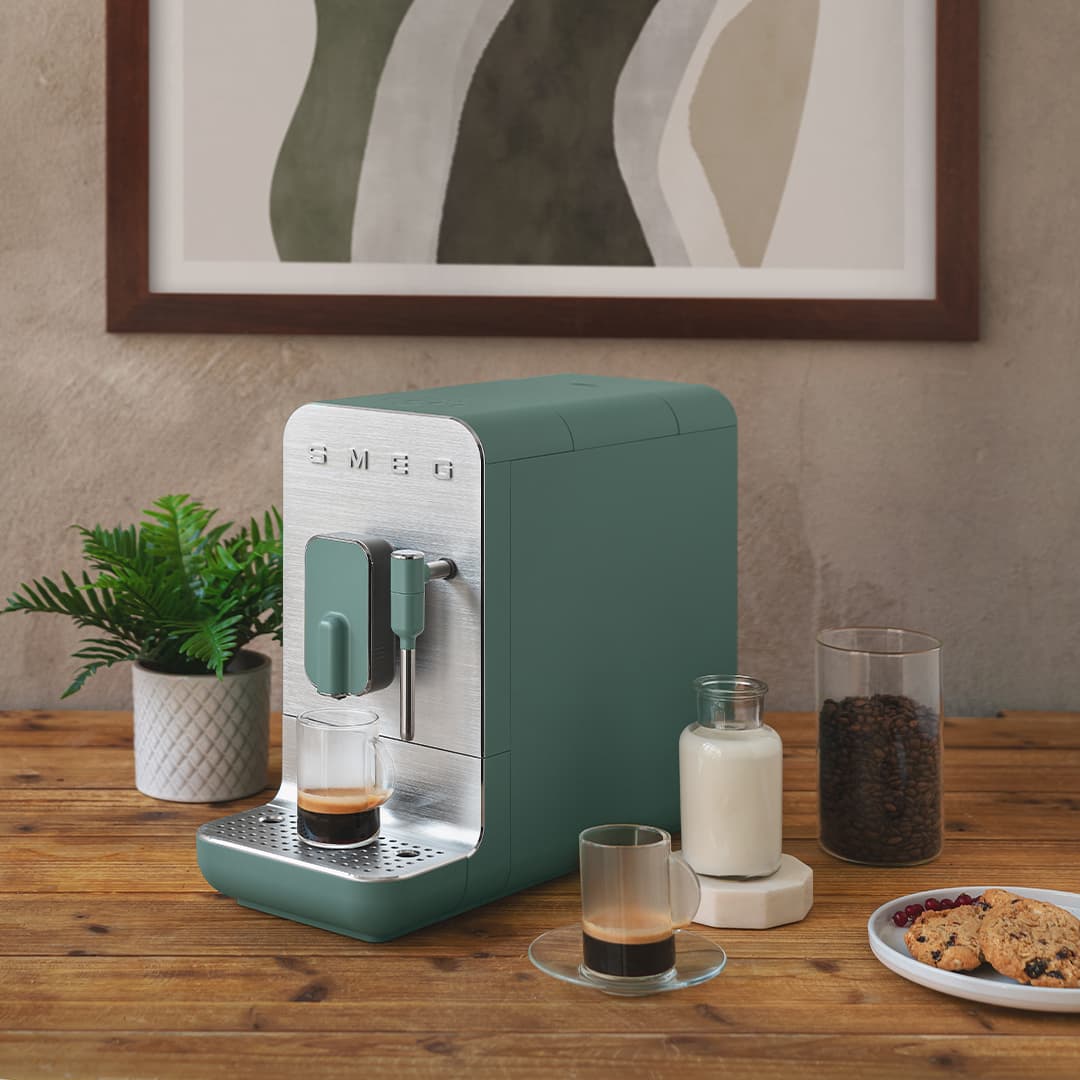 SMEG BCC12EGMEU koffiemachine emerald green (afbeelding 2 van 2)