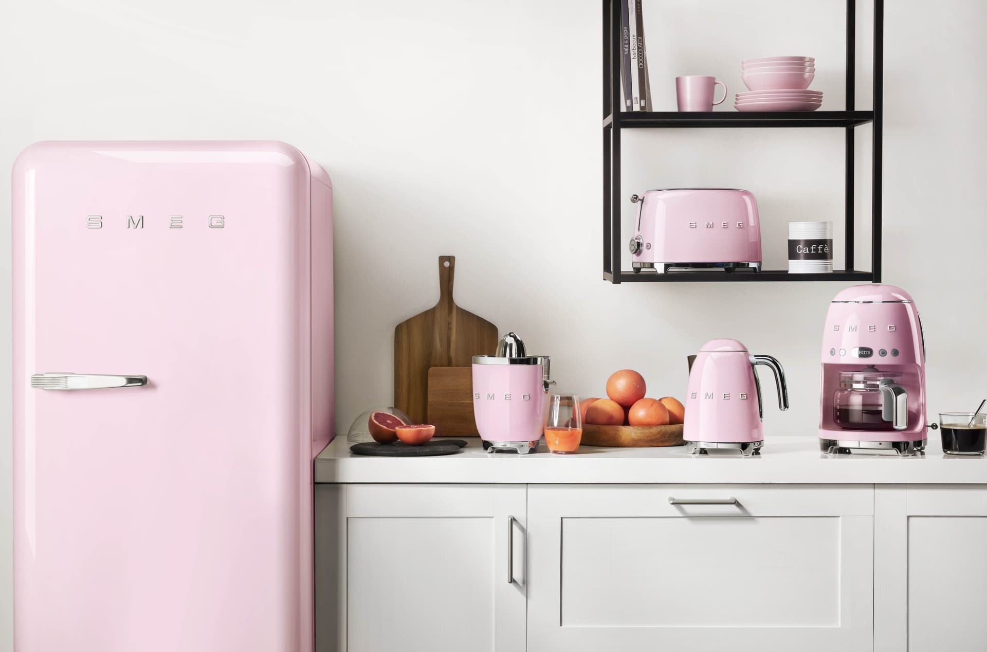 SMEG DCF02PKEU filterkoffiemachine roze (afbeelding 2 van 2)