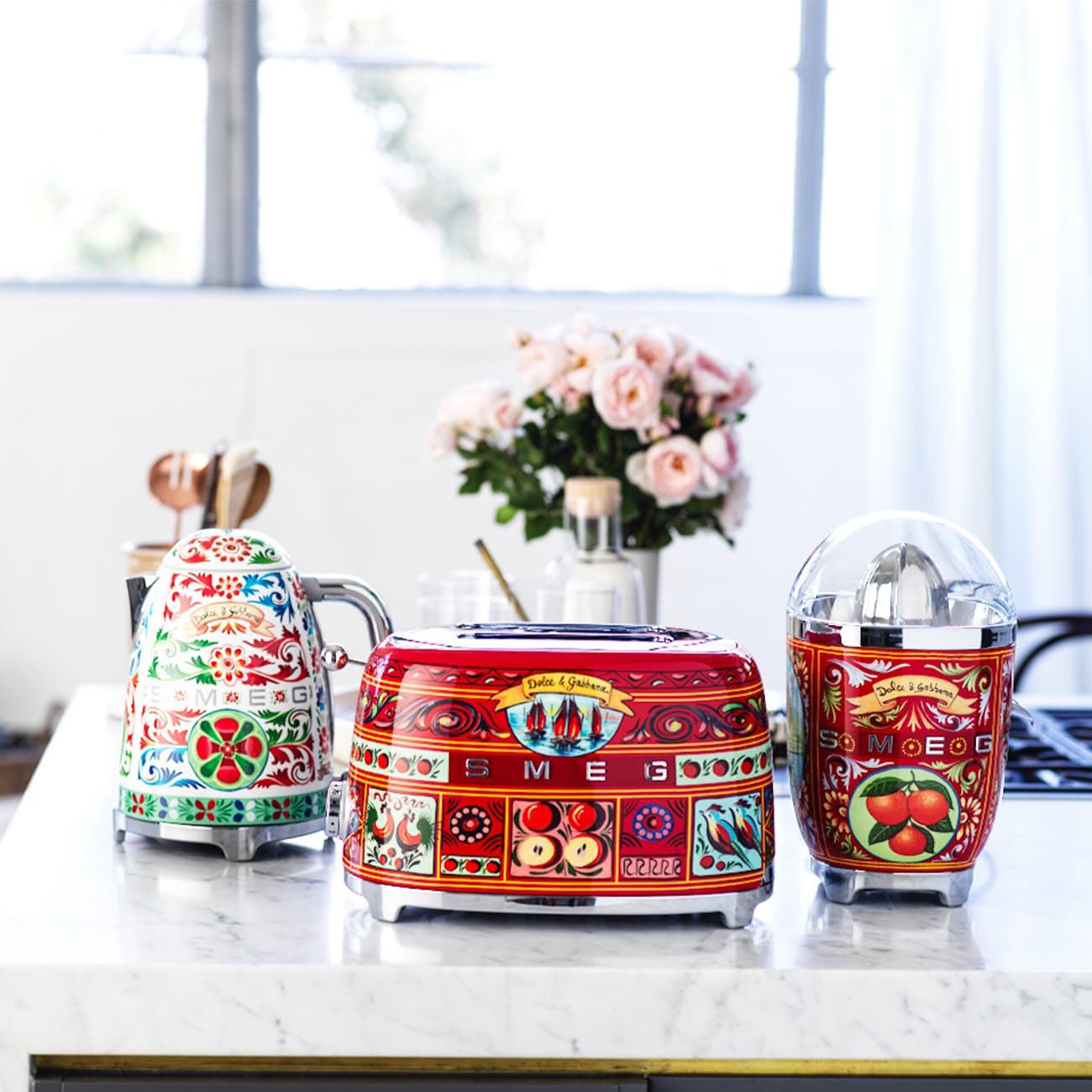 SMEG KLF03DGEU waterkoker D&G Sicily is my love, Dolce & Gabbana (afbeelding 2 van 2)