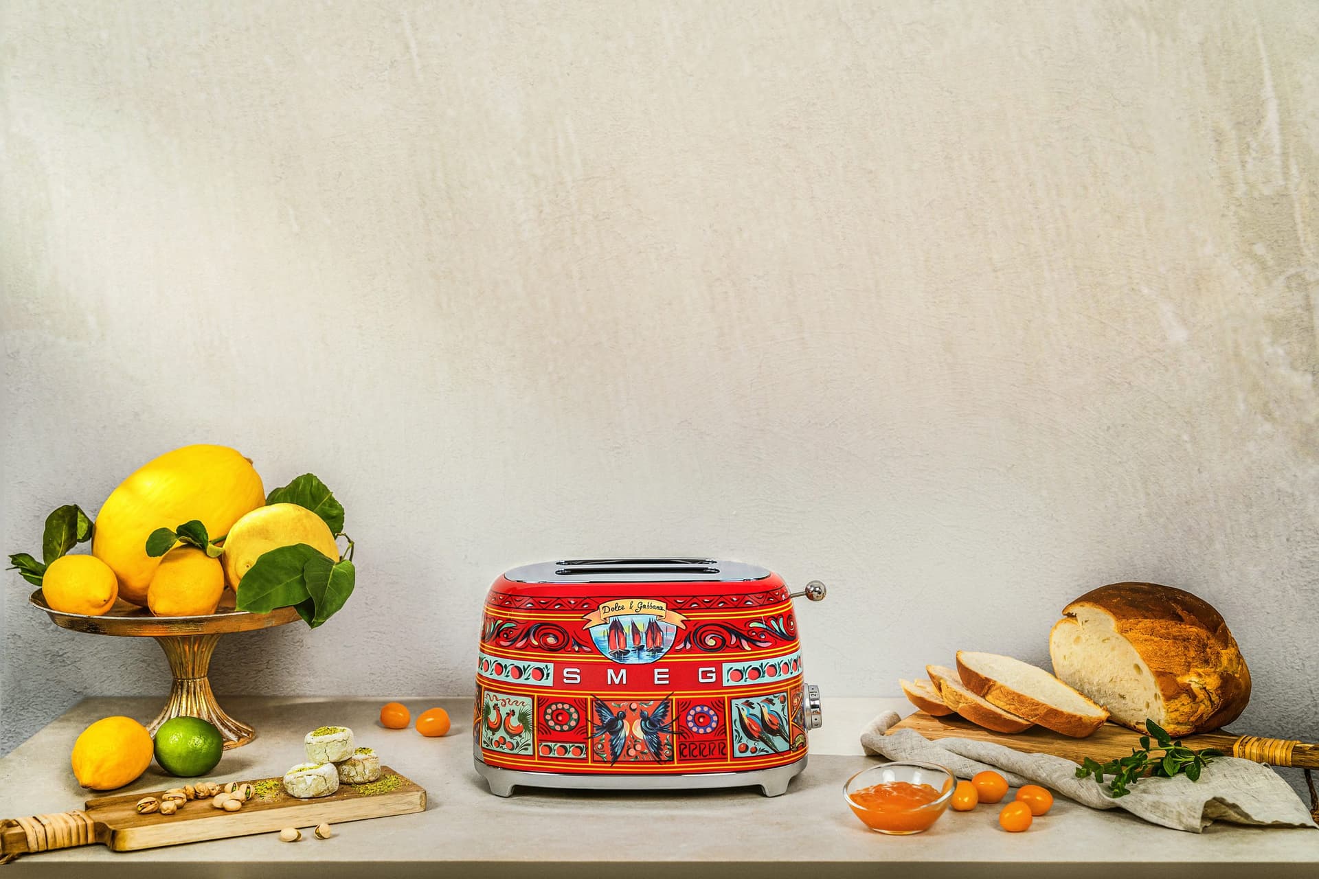 SMEG TSF01DGEU broodrooster D&G Sicily is my love, Dolce & Gabbana (afbeelding 2 van 2)