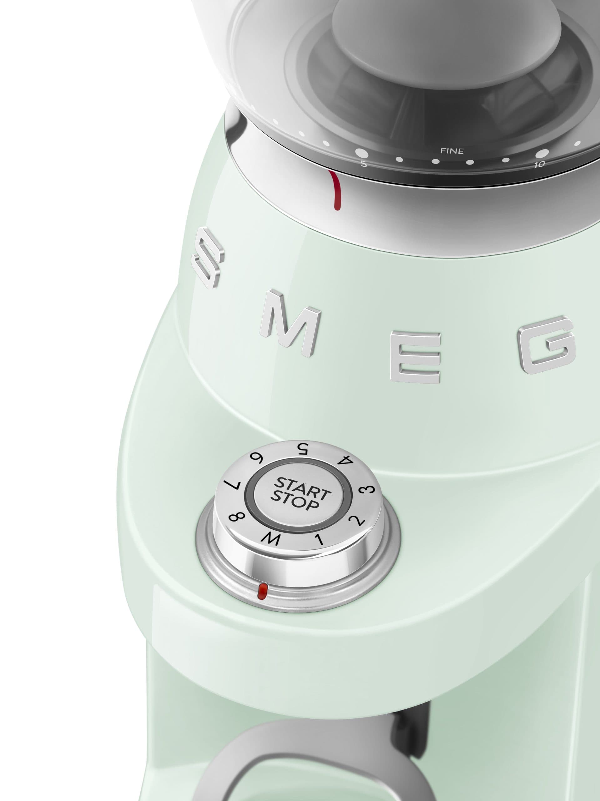 SMEG CGF03PGEU bonenmaler pastelgroen (afbeelding 2 van 3)