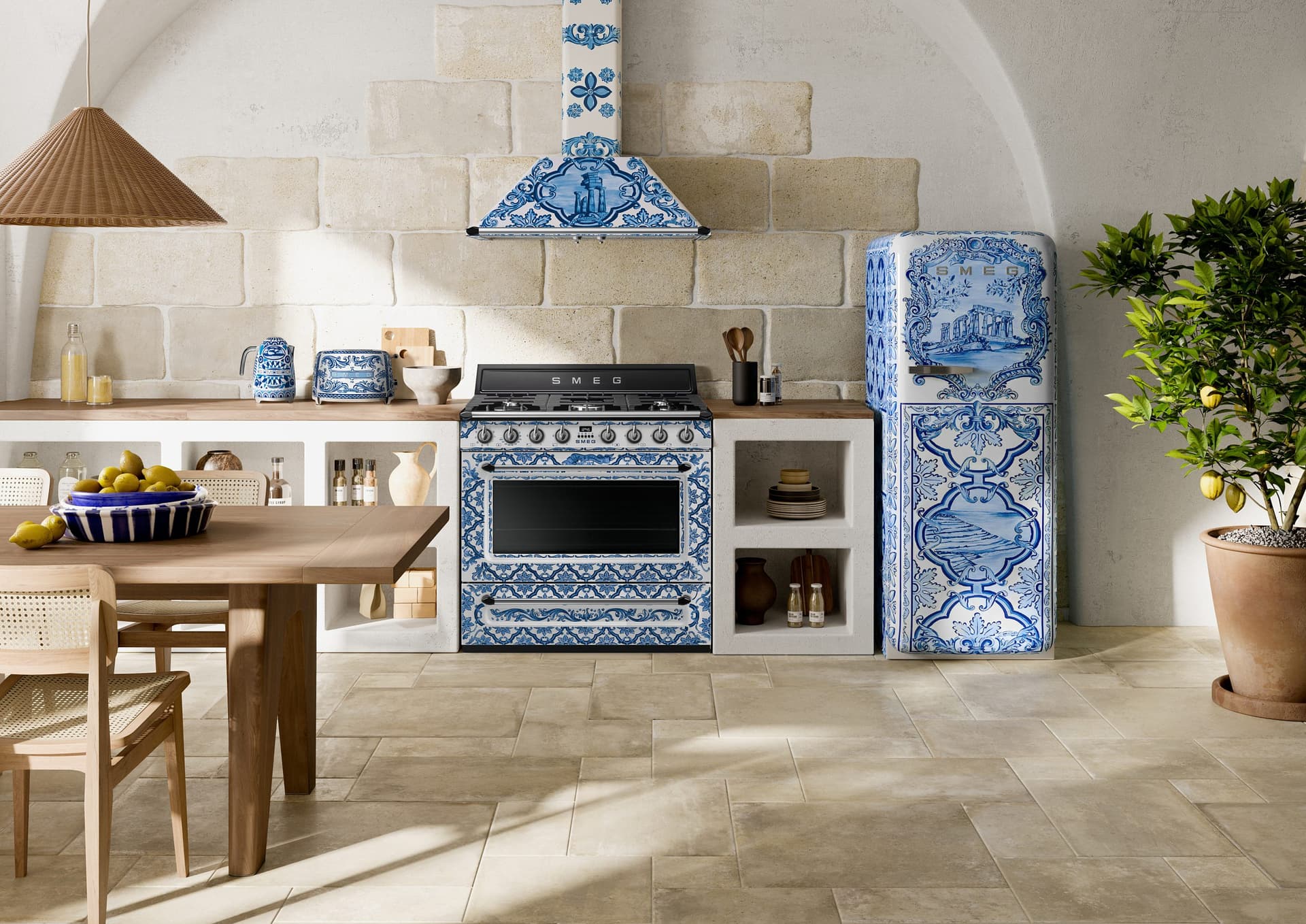 SMEG FAB28RDGME6 retro koelkast, Dolce & Gabbana (afbeelding 2 van 4)