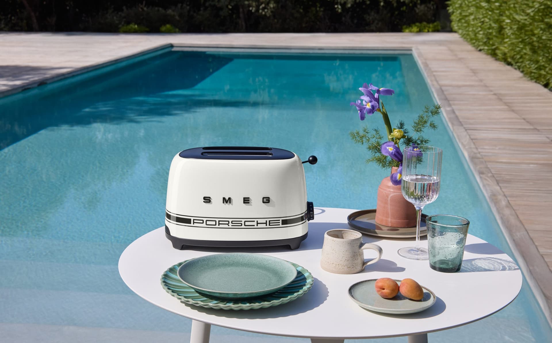 SMEG TSF01PCWEU broodrooster Porsche Carrara White, Porsche x SMEG (afbeelding 2 van 3)