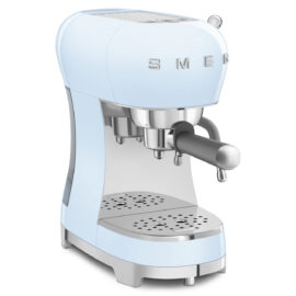 Smeg ECF02PBEU espressomachine pastelblauw